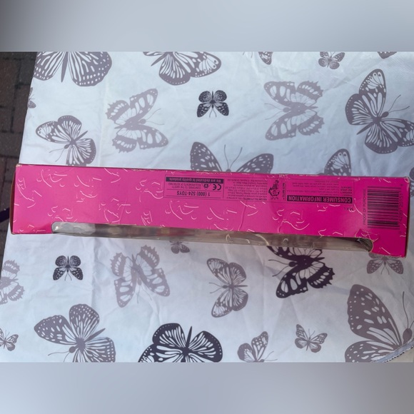 Vintage Soccer Barbie Doll - FIFA - Picture 10 of 12